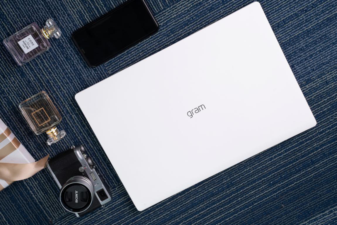 LG gram 17大屏轻薄笔记本或许是你年中升级的好选择