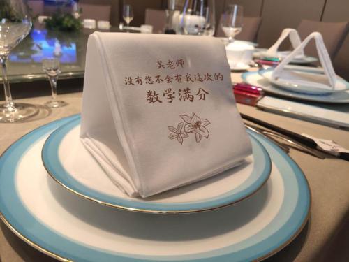 仅靠直销 两年拓展了500+头部餐饮品牌，北京正在迭代的美食打印机是怎么做到的？