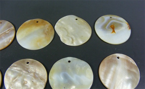 世界上最古老的首饰 3万年前带孔的贝壳