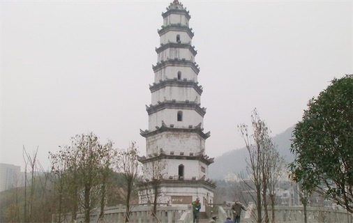 中国现存最高的风水古塔 回澜塔高达75.48米