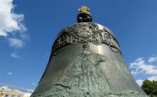 世界最重的钟 科洛克尔沙皇钟重220多吨