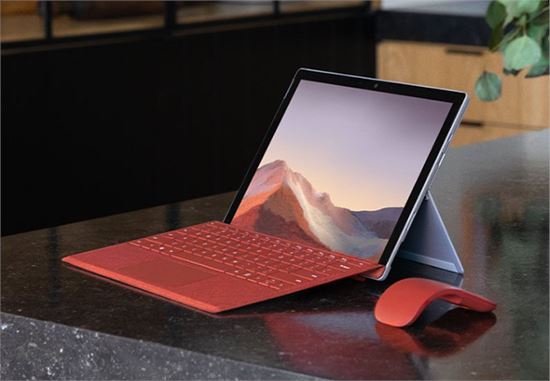 微软最新财报发布Surface营收同比增长37% 京东成增长助推利器