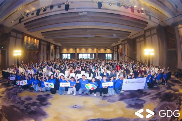 矩阵元算法科学家谢翔出席DevFest上海谷歌开发者节